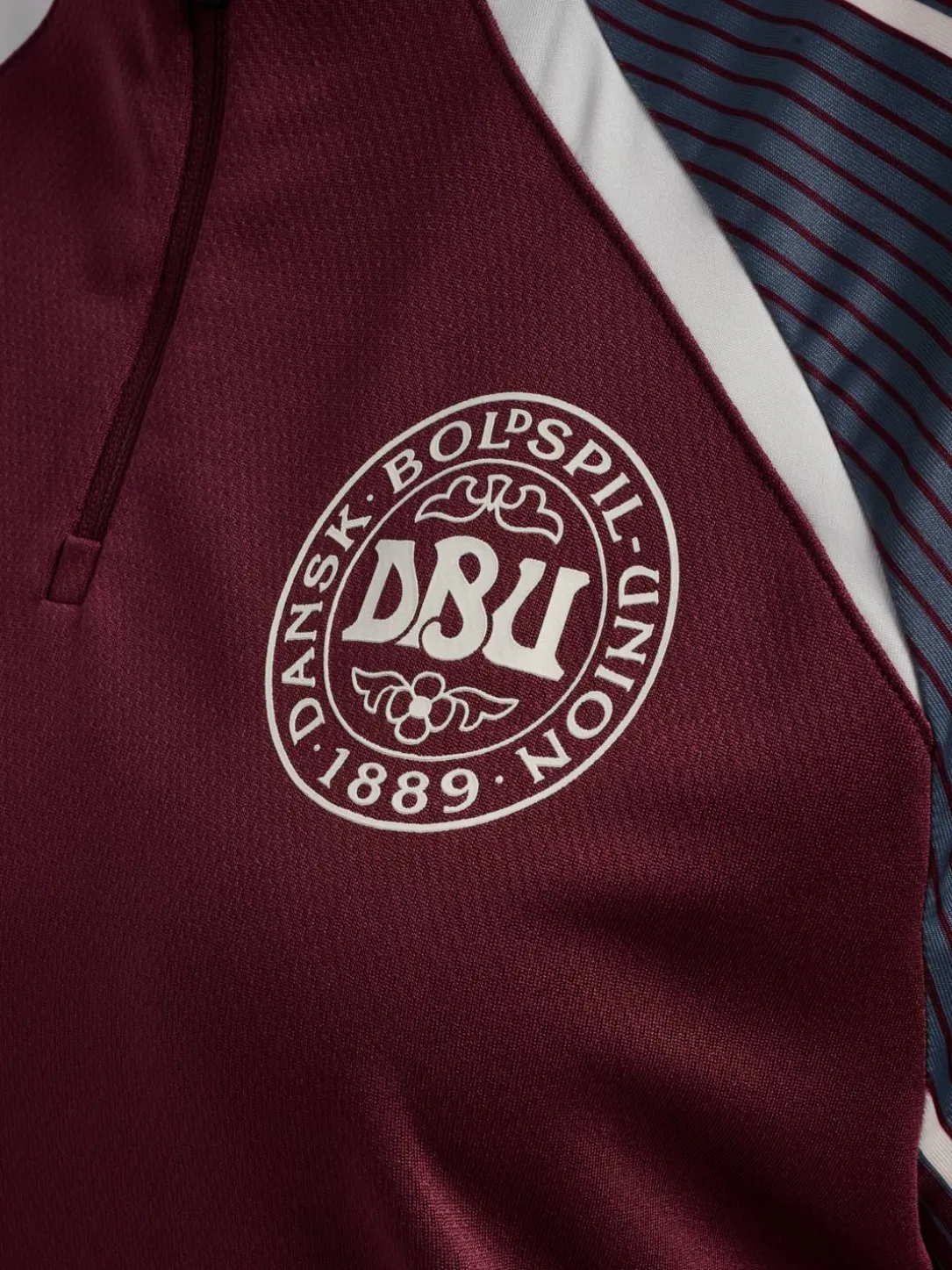 DBU WOMAN 25 PRE GAME HALF ZIP