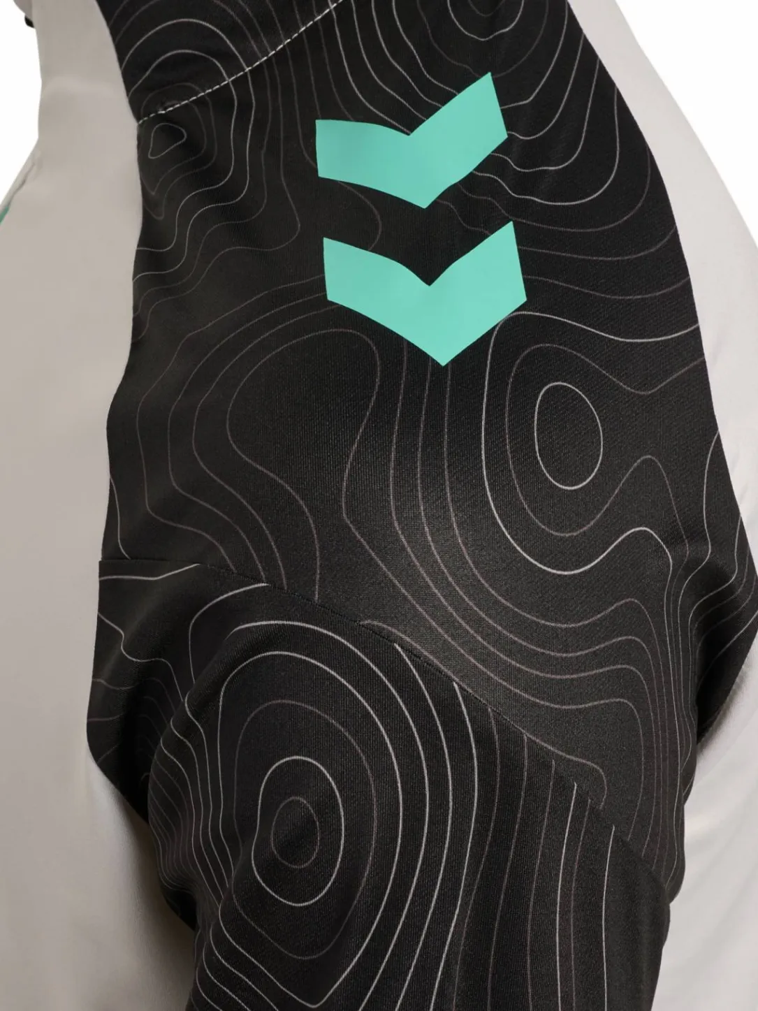 hmlBLAZE 2.0 TRAINING HALF ZIP