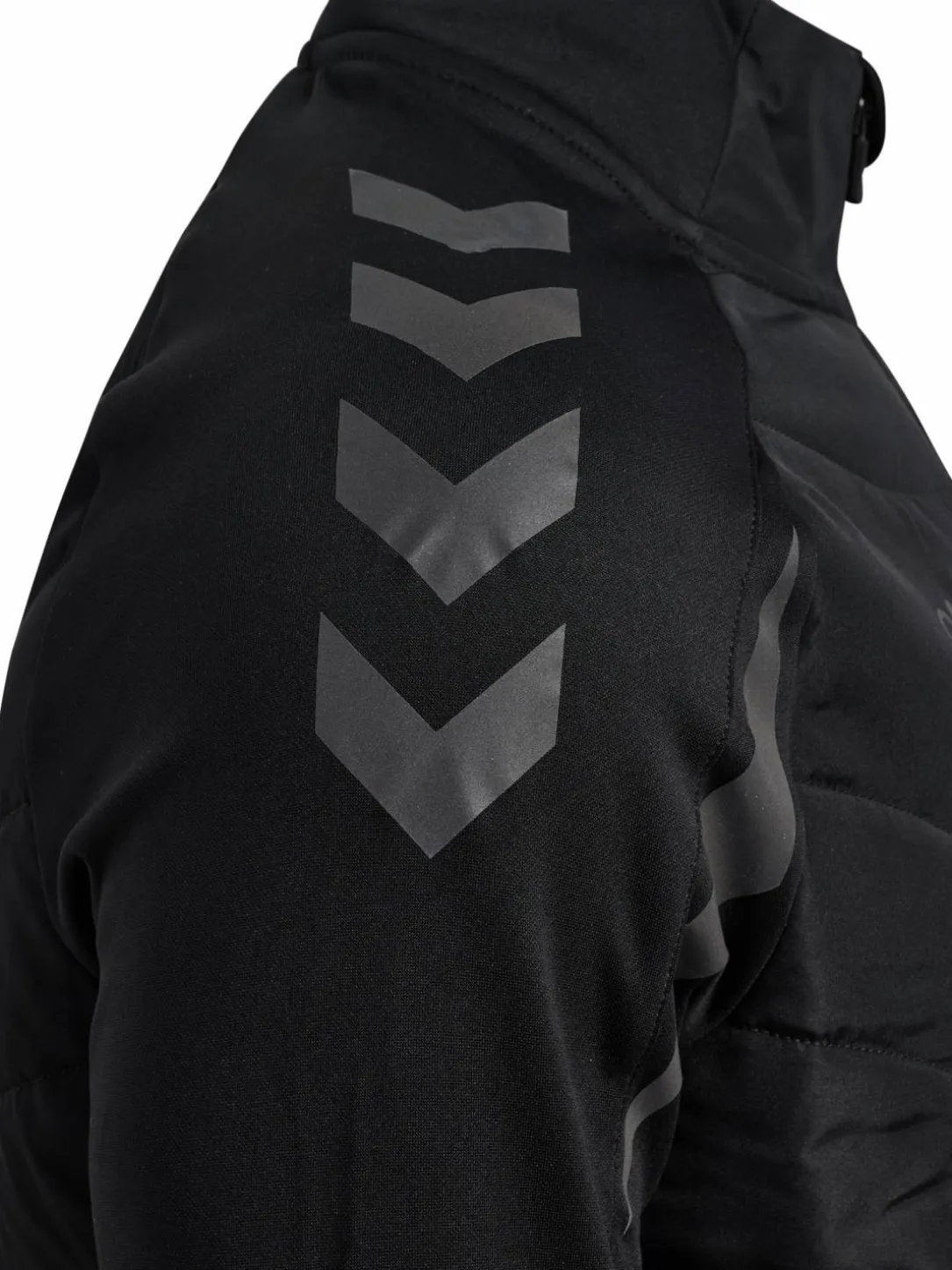 hmlBTC WINTER TRAINING JACKET