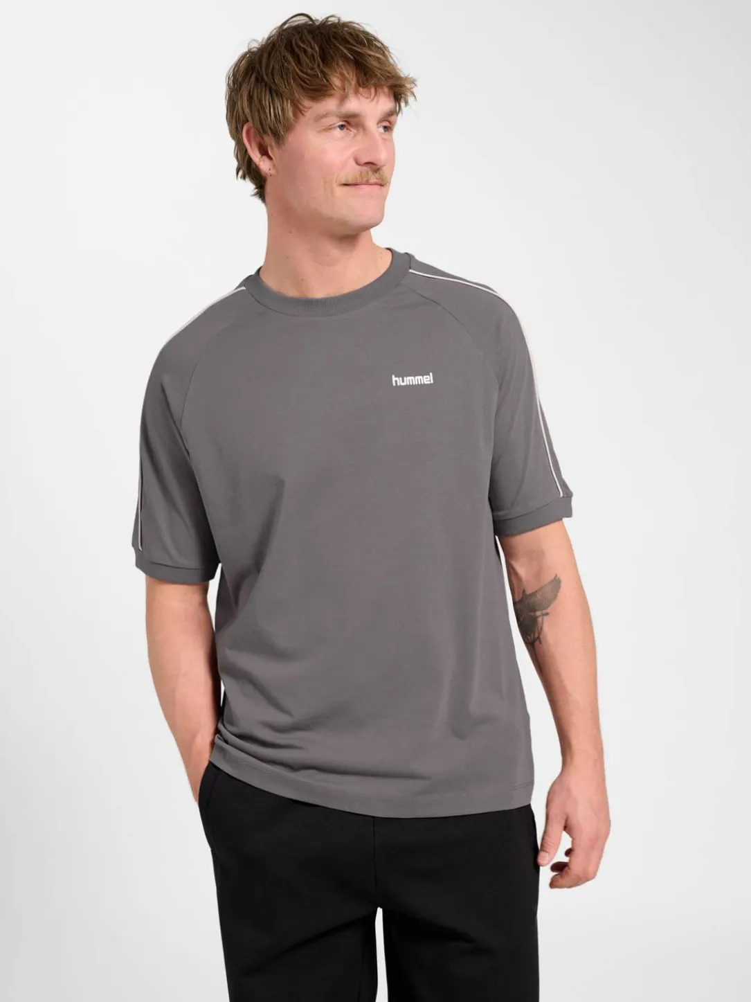 hmlCLUB REST DAY T-SHIRT S/S