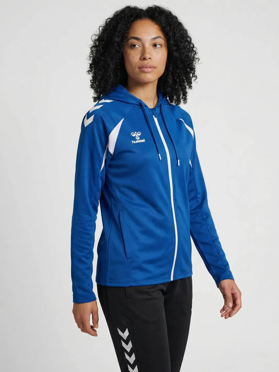 hmlCORE 2.0 ZIP HOODIE WOMAN