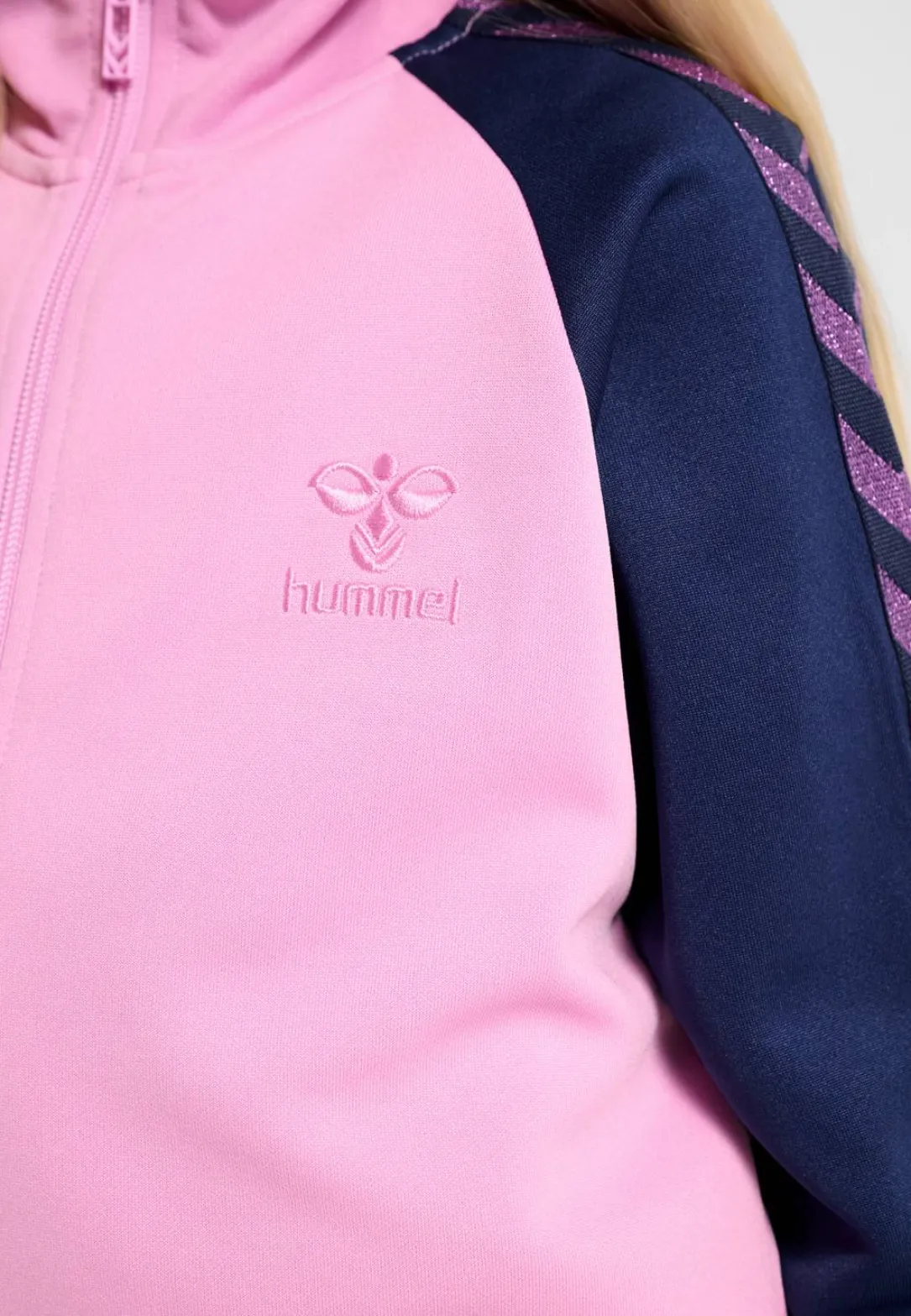 hmlDAILY ZIP JACKET