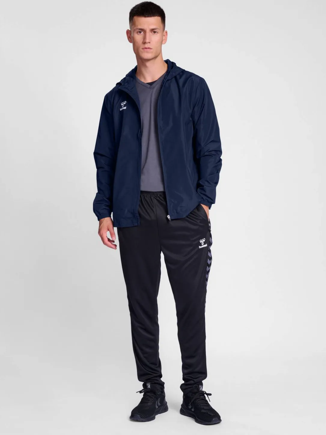 hmlESSENTIAL AW JACKET