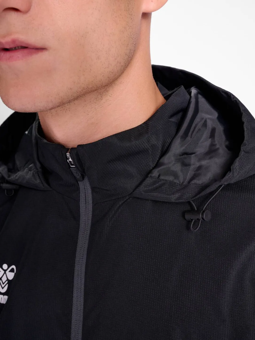 hmlESSENTIAL AW JACKET