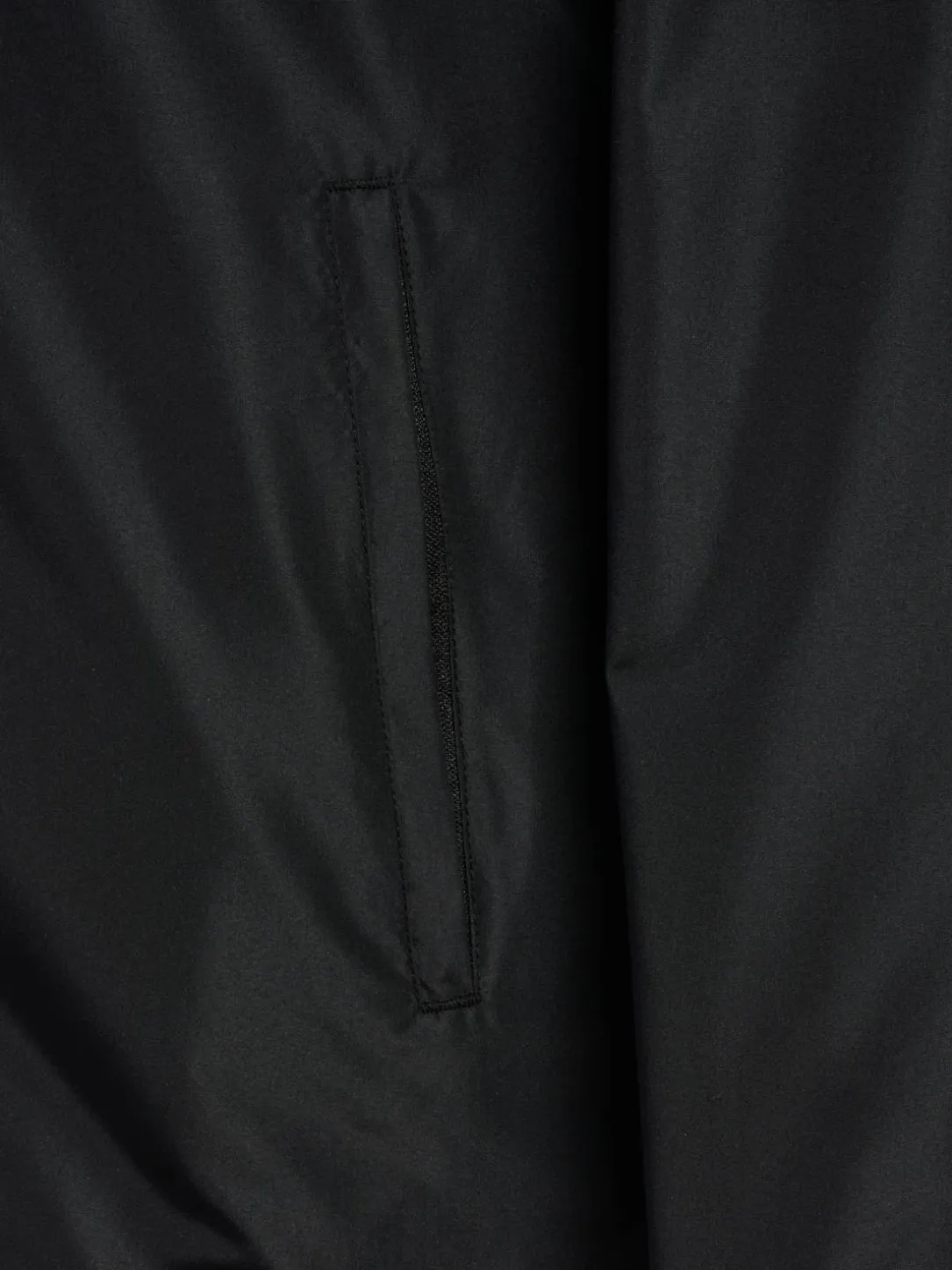 hmlESSENTIAL AW JACKET
