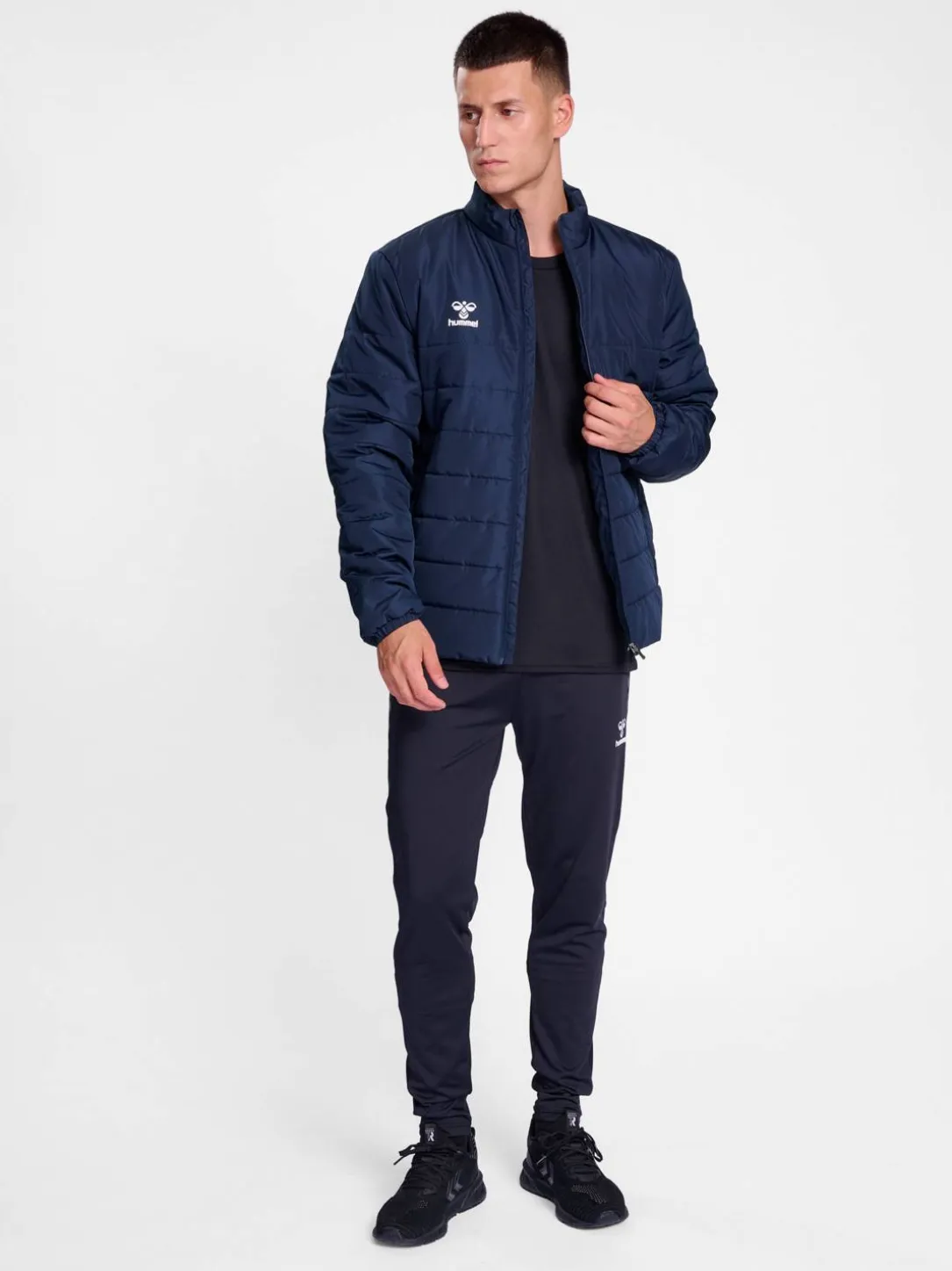 hmlESSENTIAL SHORT BENCH JKT