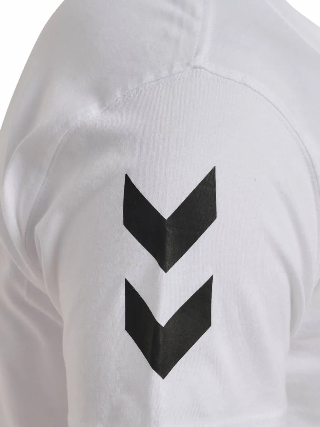 hmlGO 2.0 CHEVRON T-SHIRT S/S