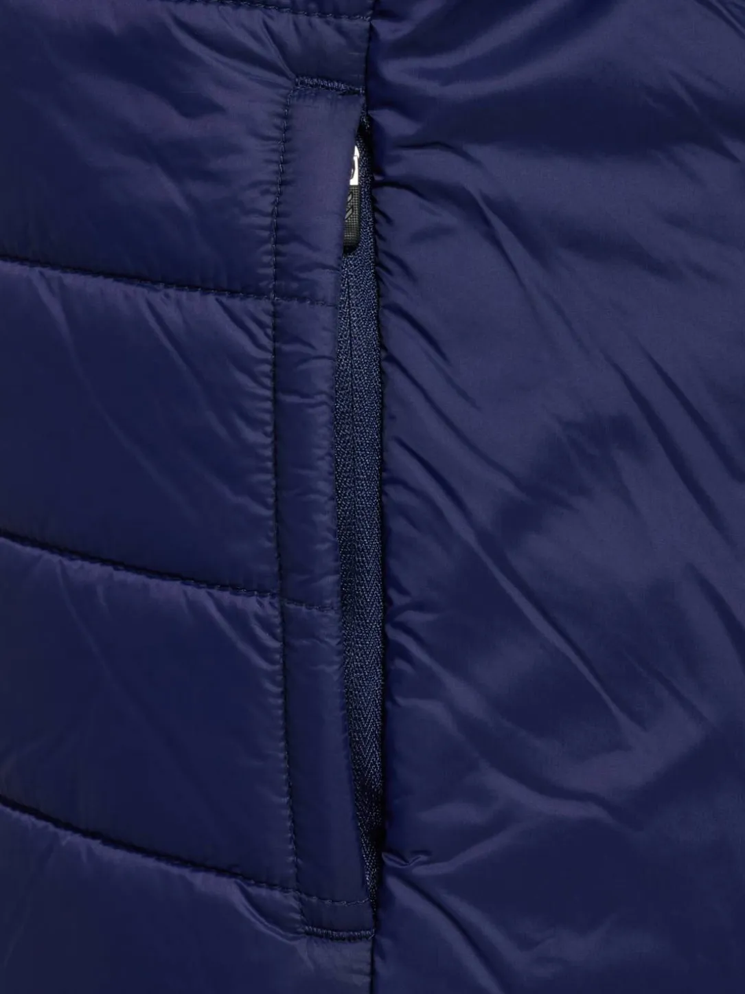 hmlGO QUILTED HOOD JACKET WOMAN