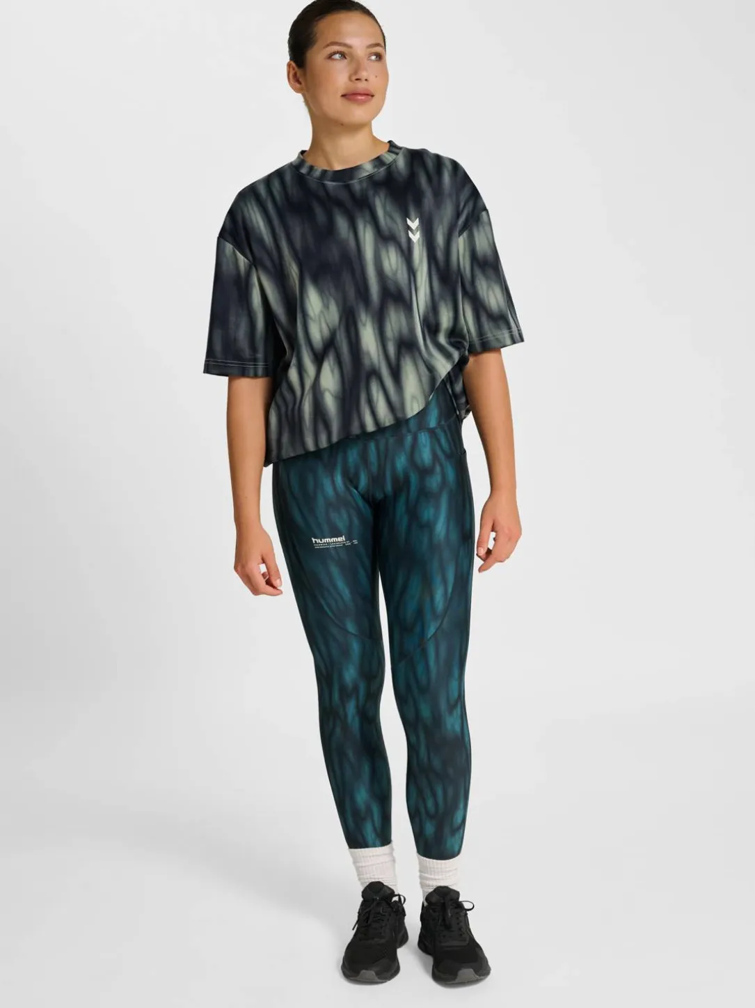 hmlHIIT AOP LOOSE T-SHIRT S/S
