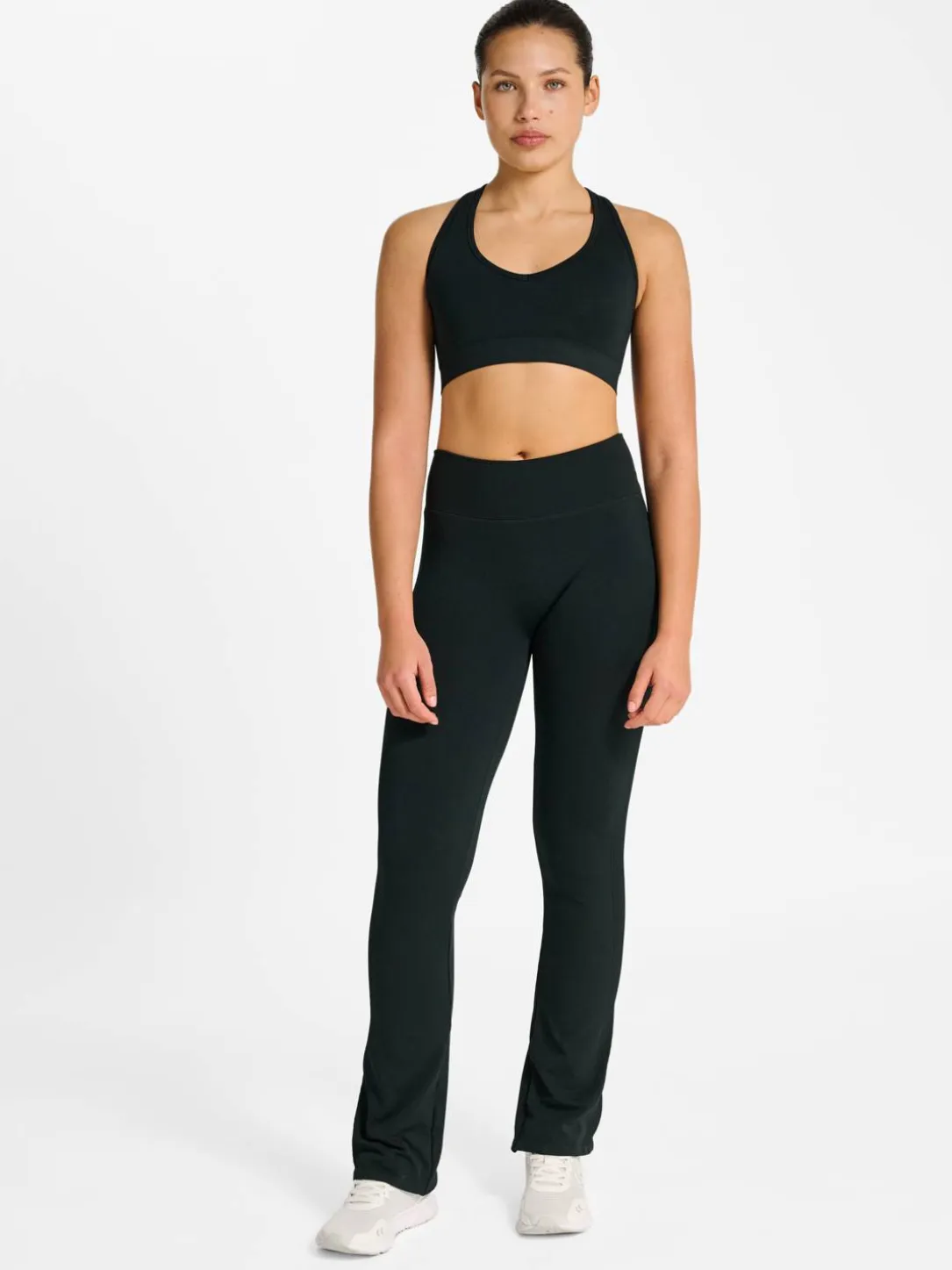 hmlHIIT SEAMLESS V SHAPE PADDED BRA