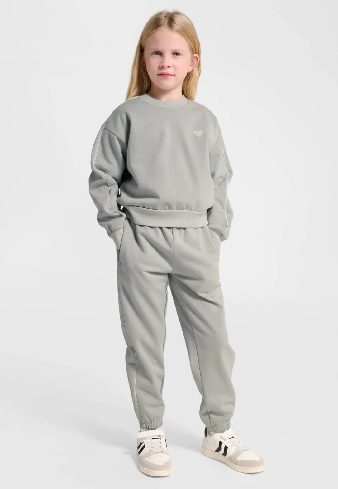 hmlJR LOOSE GLITTER CREWNECK