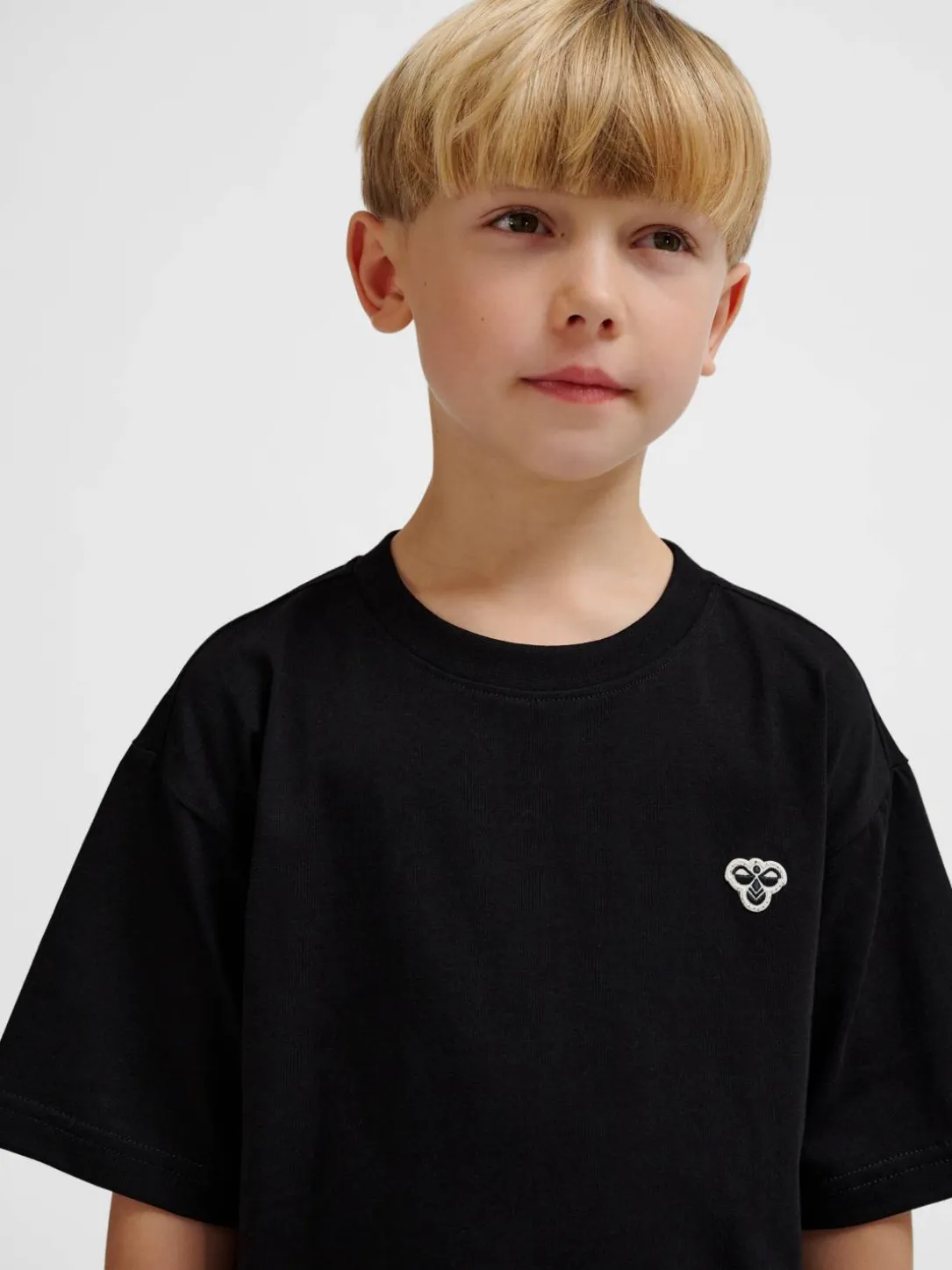 hmlJR LOOSE T-SHIRT S/S BEE
