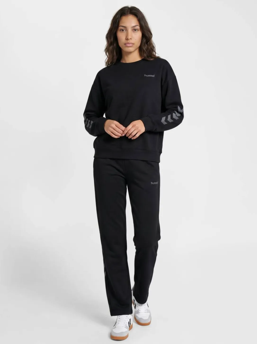 hmlKEEPER CHEVRON W CREWNECK