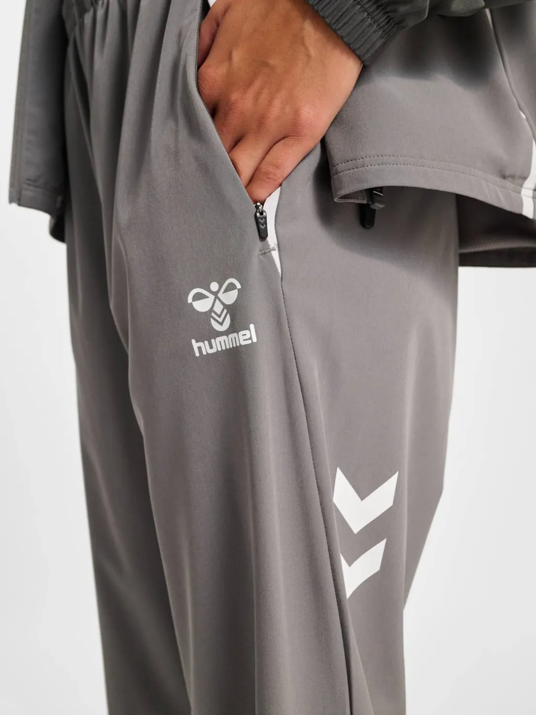 hmlLEAD 2.0 WOVEN PANTS