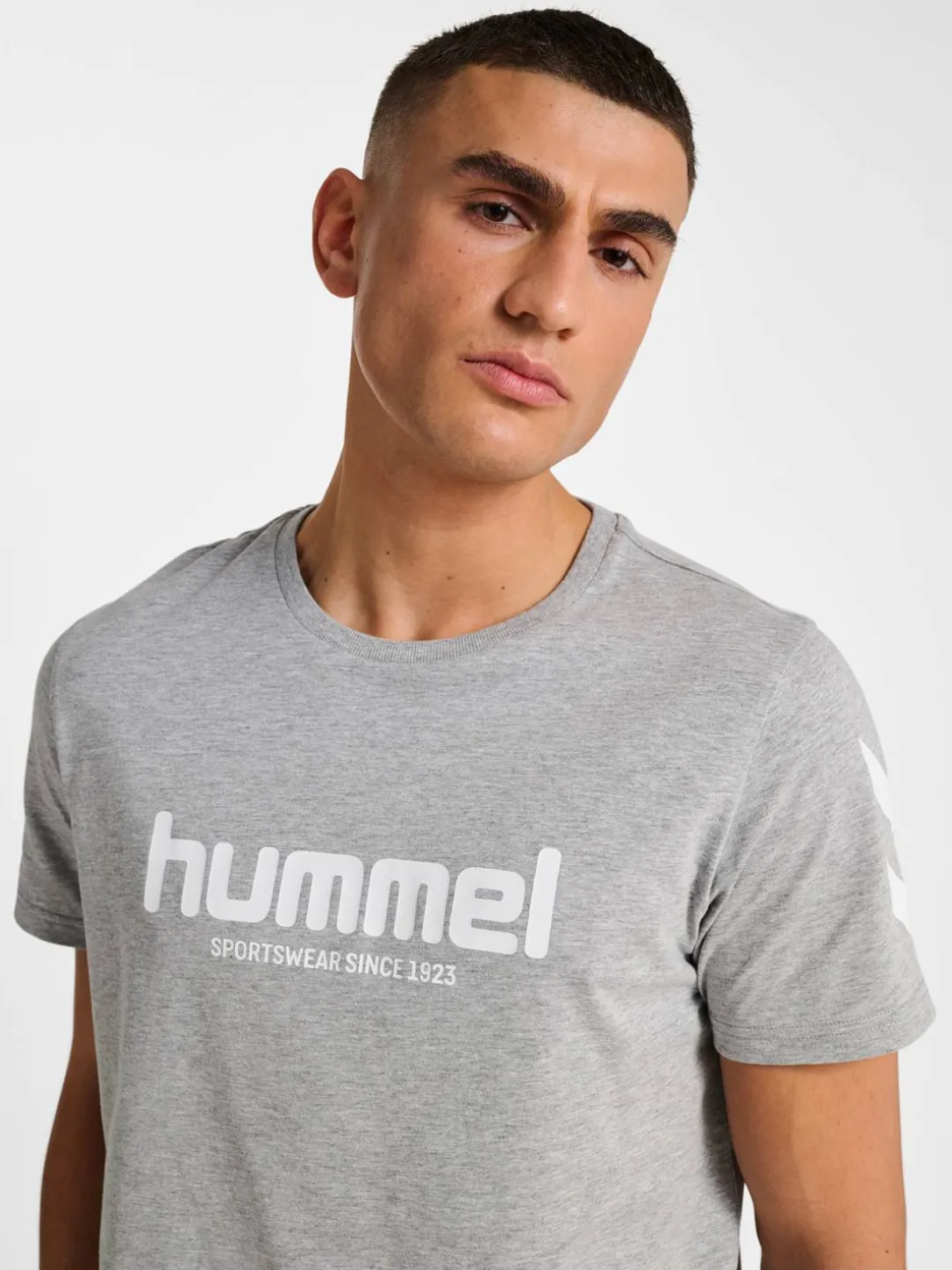 hmlLEGACY 2.0 T-SHIRT S/S