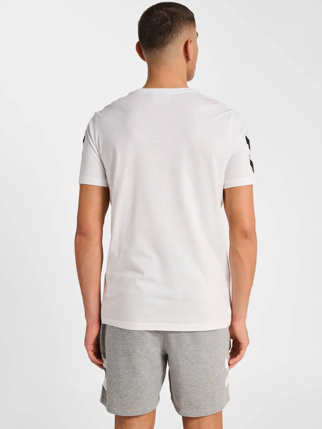 hmlLEGACY 2.0 T-SHIRT S/S