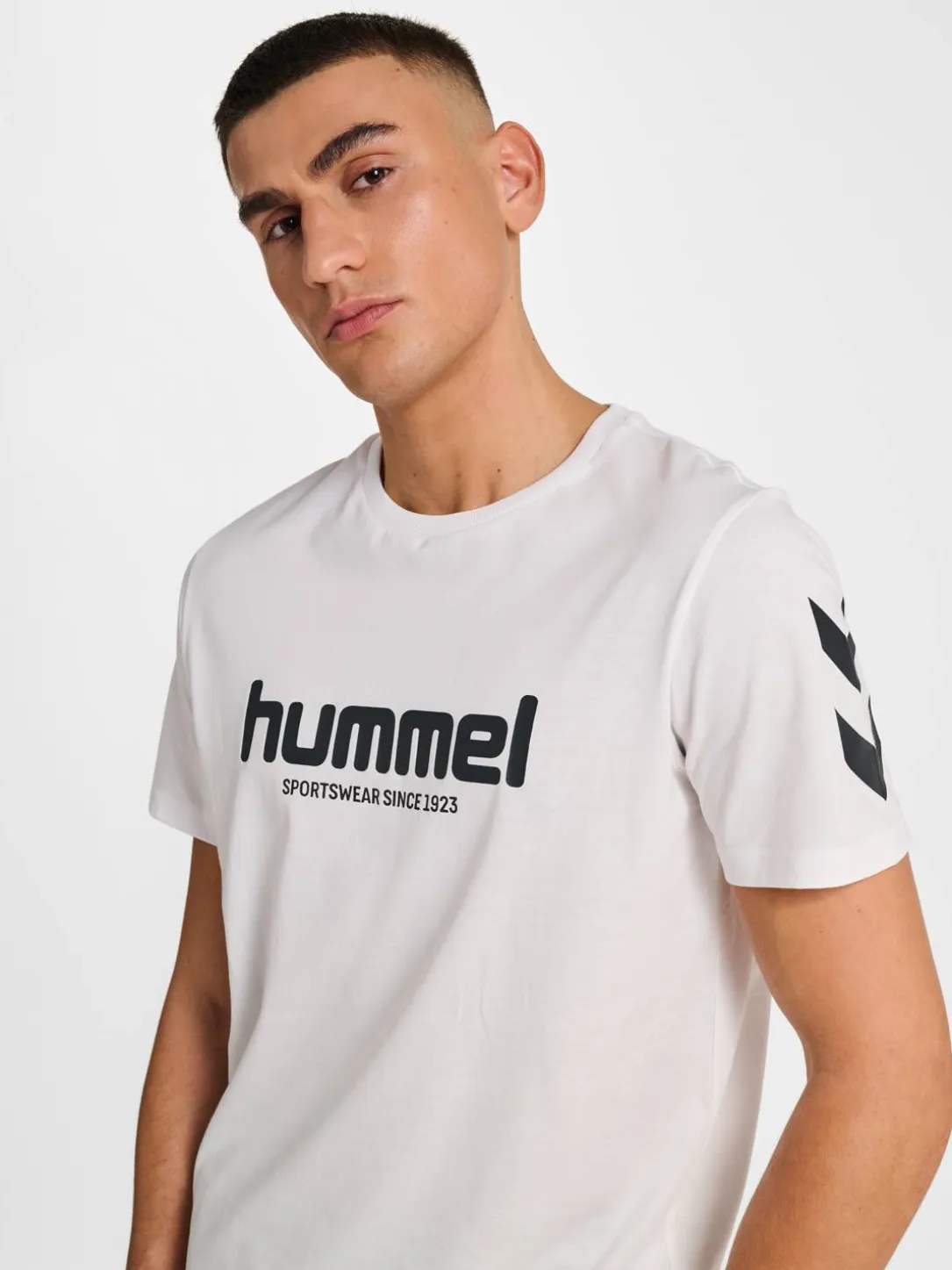hmlLEGACY 2.0 T-SHIRT S/S
