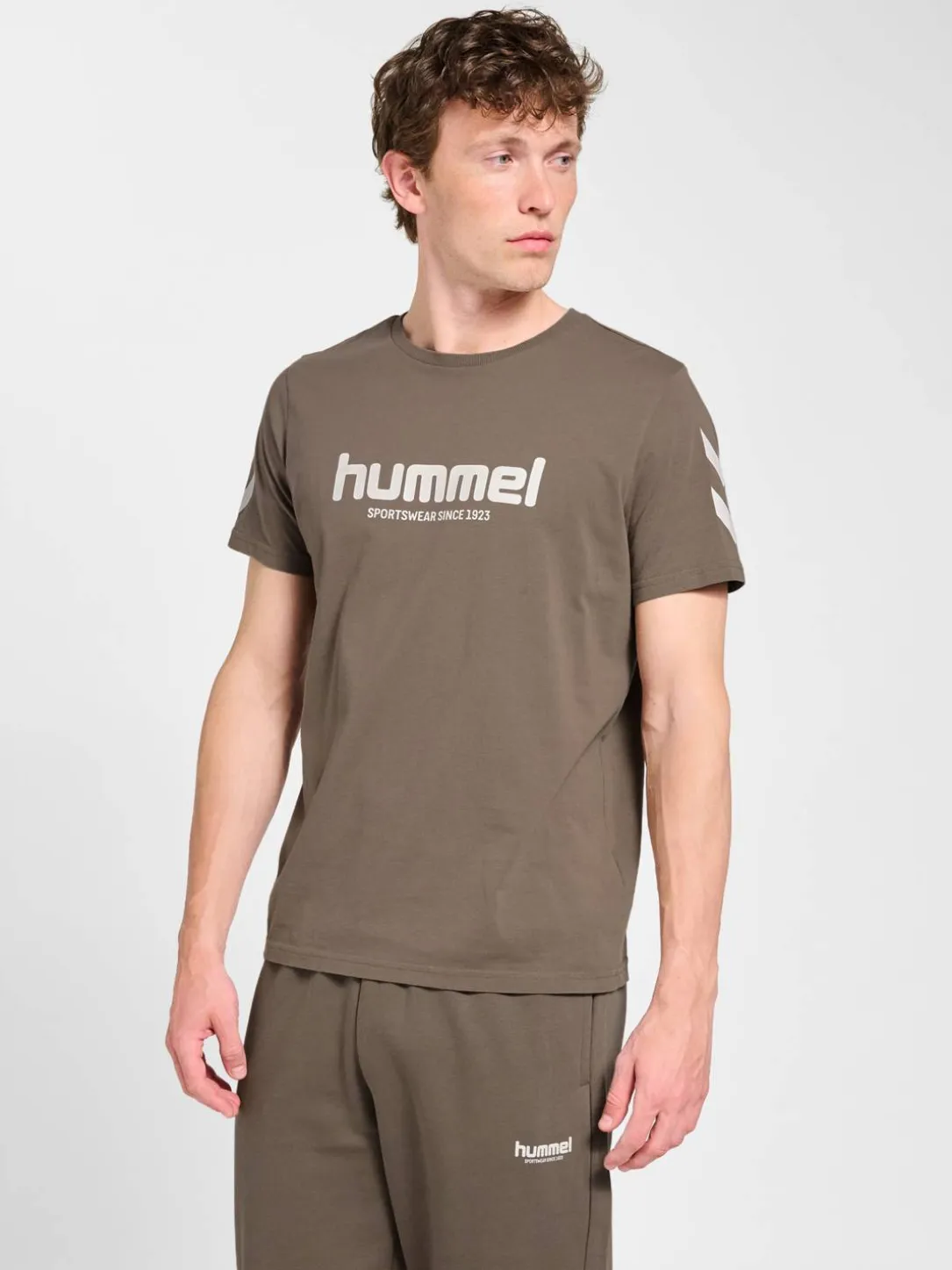 hmlLEGACY 2.0 T-SHIRT S/S