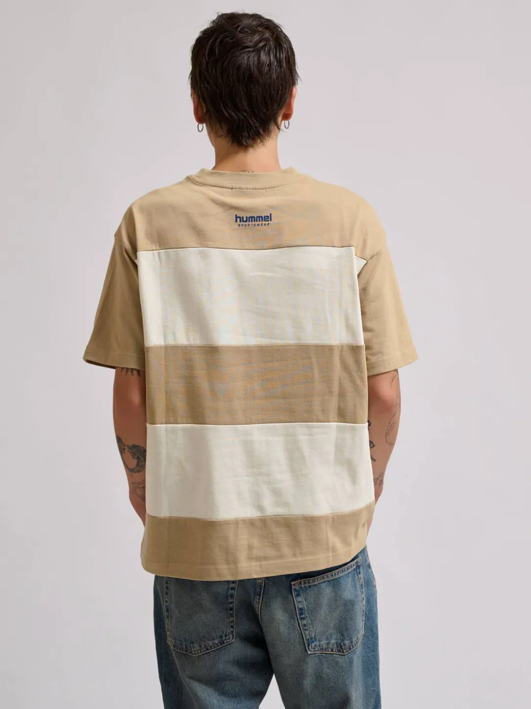hmlLOOSE T-SHIRT S/S BEES STRIPE