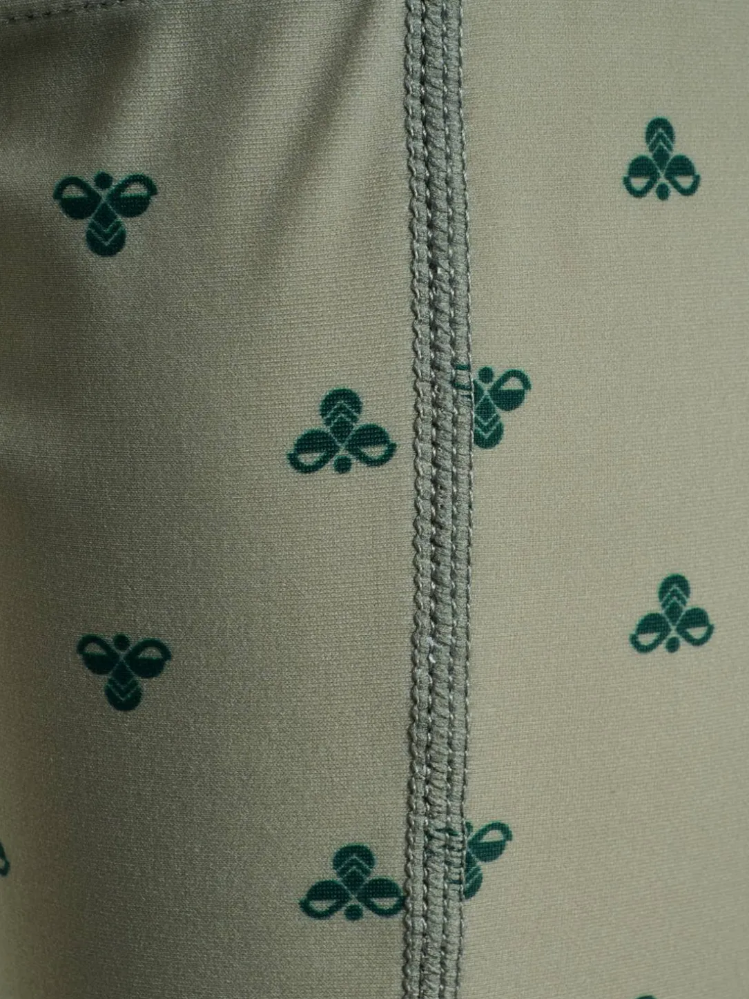 hmlMINI BEE AOP SWIM SHORTS