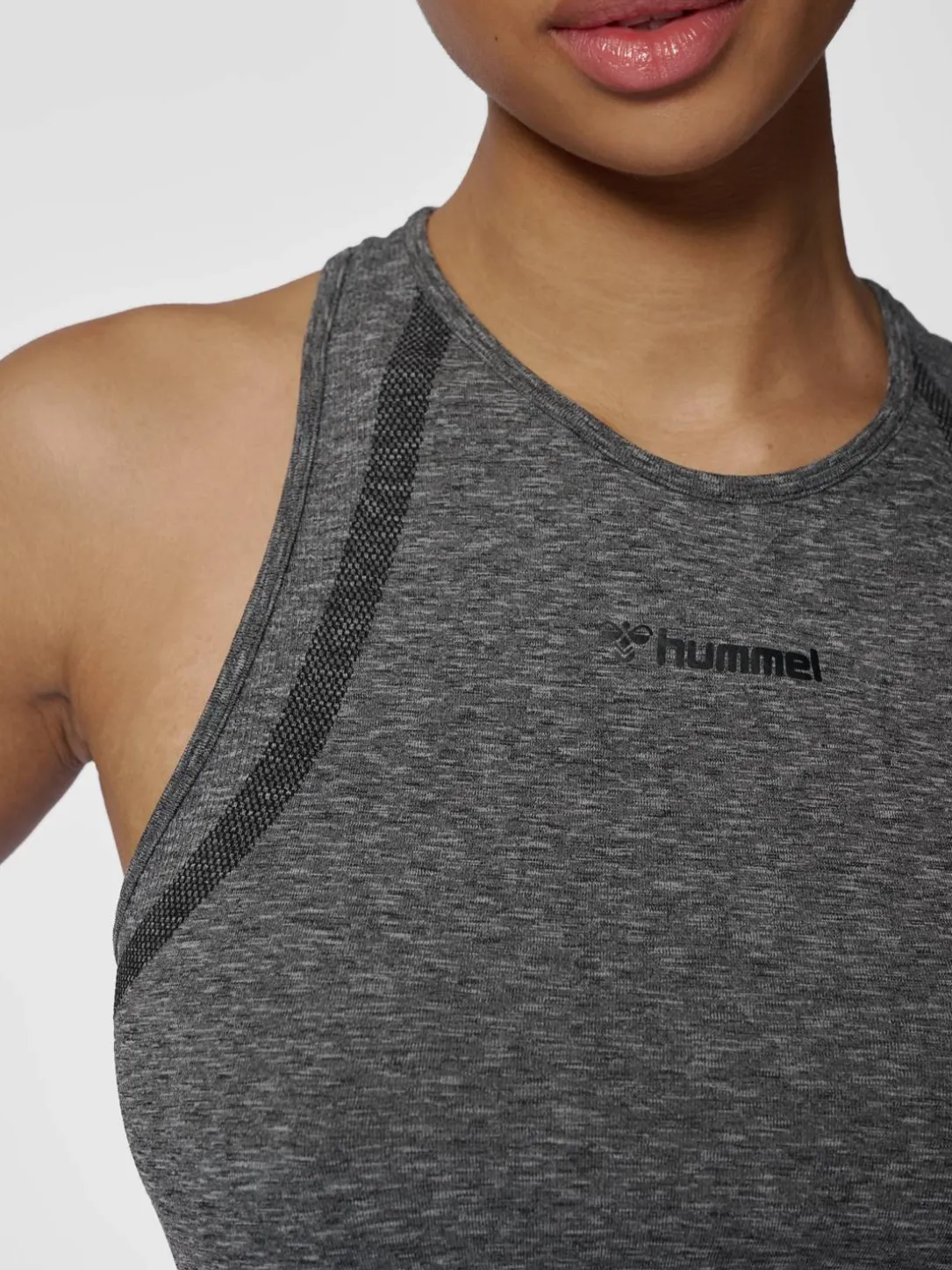 hmlMT HYPER SEAMLESS TANKTOP