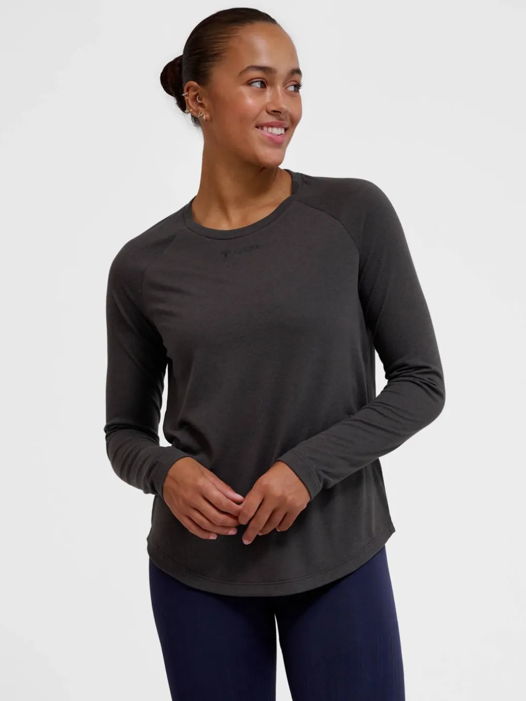 hmlMT VANJA T-SHIRT L/S