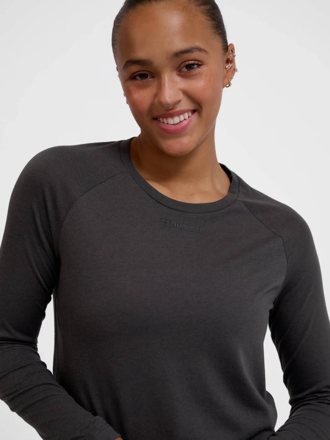 hmlMT VANJA T-SHIRT L/S