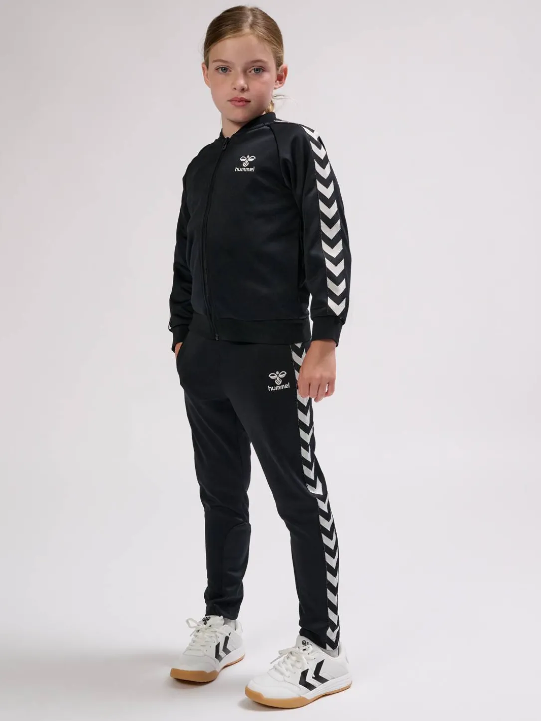 hmlNEWI ZIP JACKET