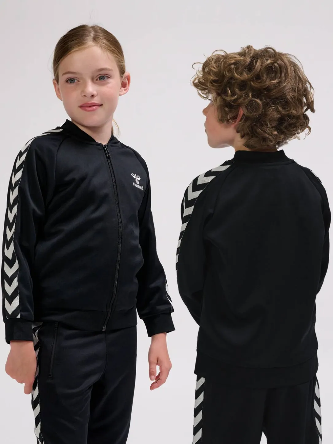 hmlNEWI ZIP JACKET