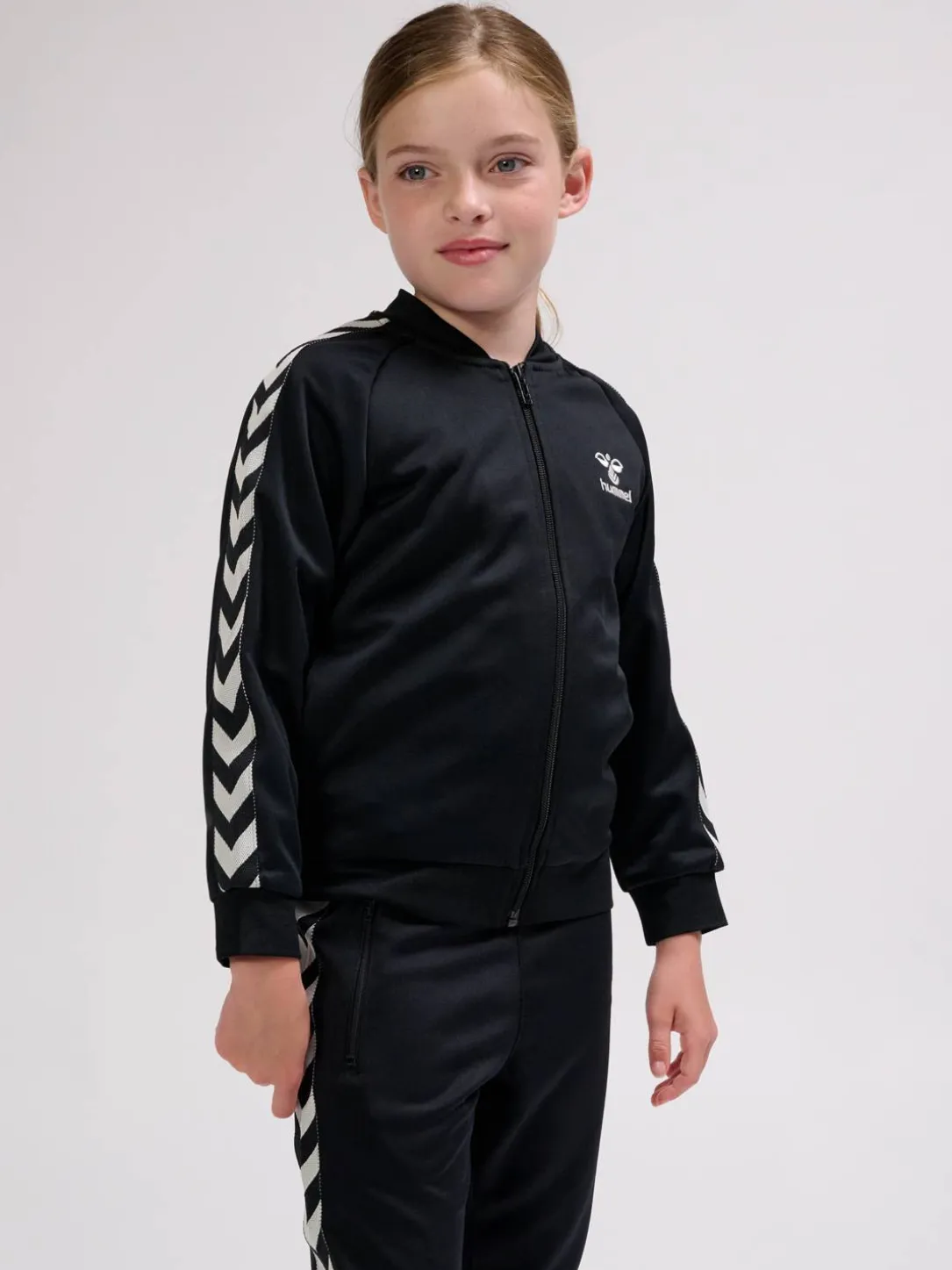 hmlNEWI ZIP JACKET