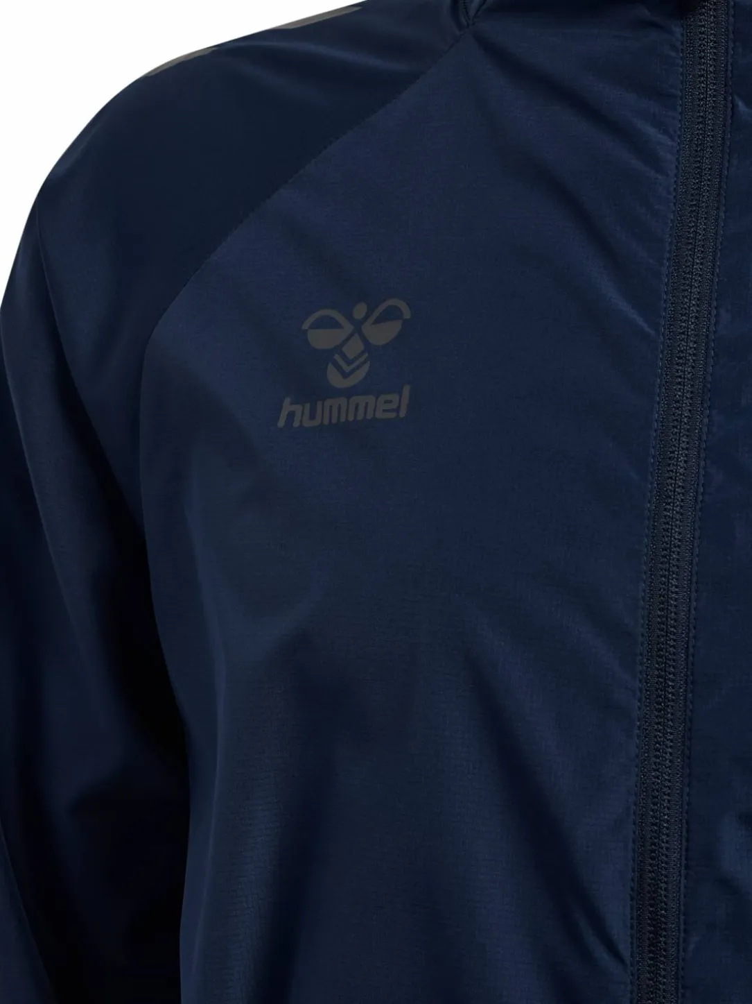 hmlPRO TRAINING LIGHTWEIGHT JACKET
