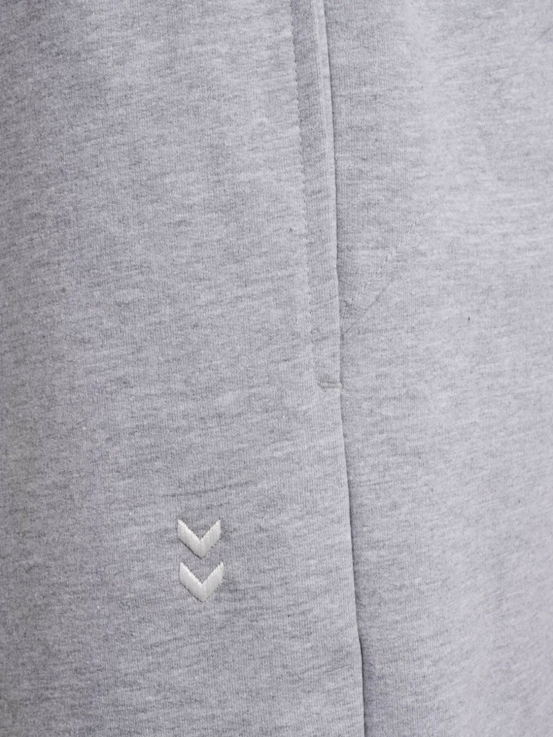 hmlPULSE LOOSE SWEAT SHORTS