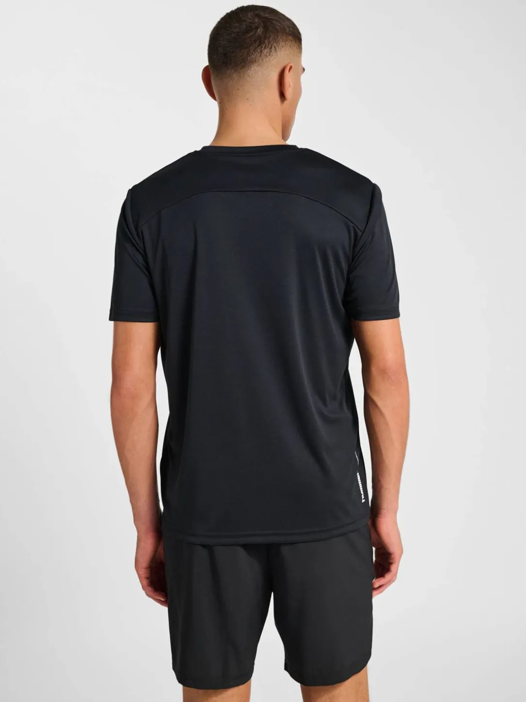hmlPULSE TRAINING T-SHIRT S/S