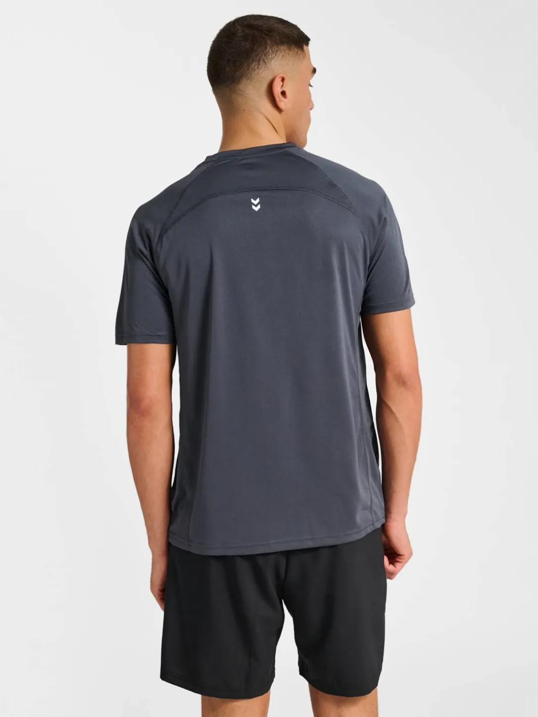 hmlPULSE WORKOUT T-SHIRT S/S