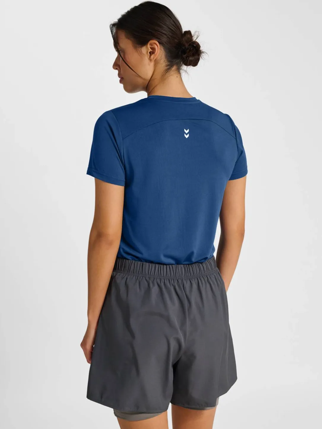 hmlPULSE WORKOUT W T-SHIRT S/S