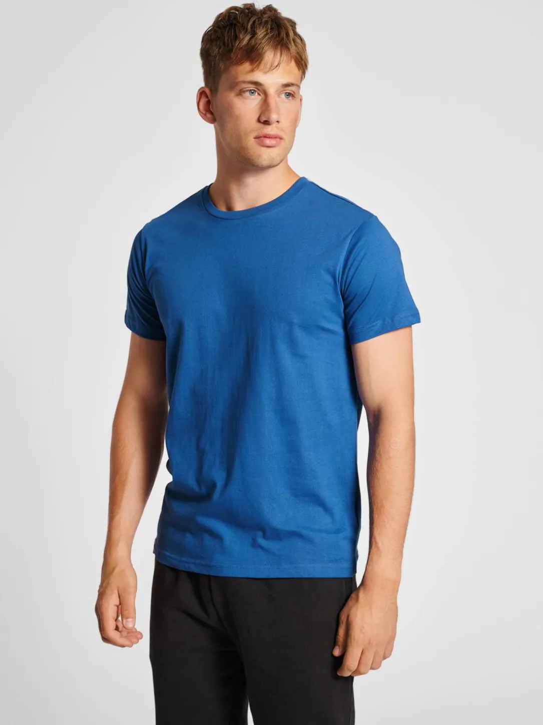 hmlRED BASIC T-SHIRT S/S