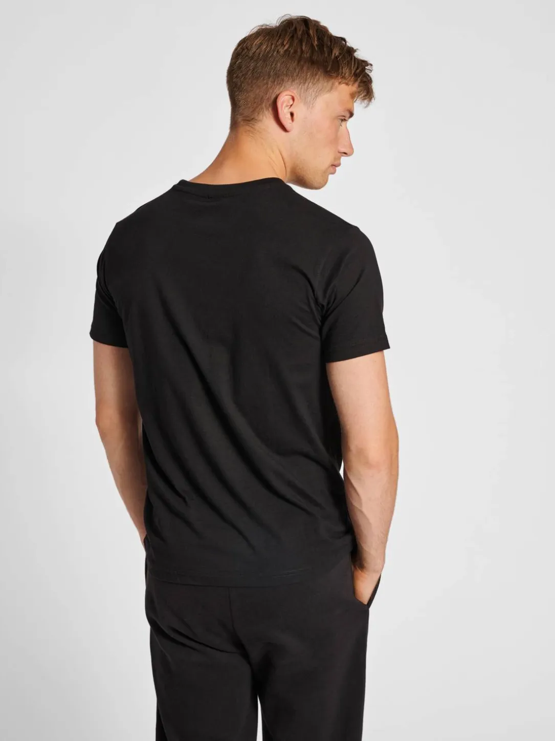 hmlRED BASIC T-SHIRT S/S
