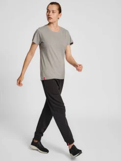 hmlRED BASIC T-SHIRT S/S WOMAN