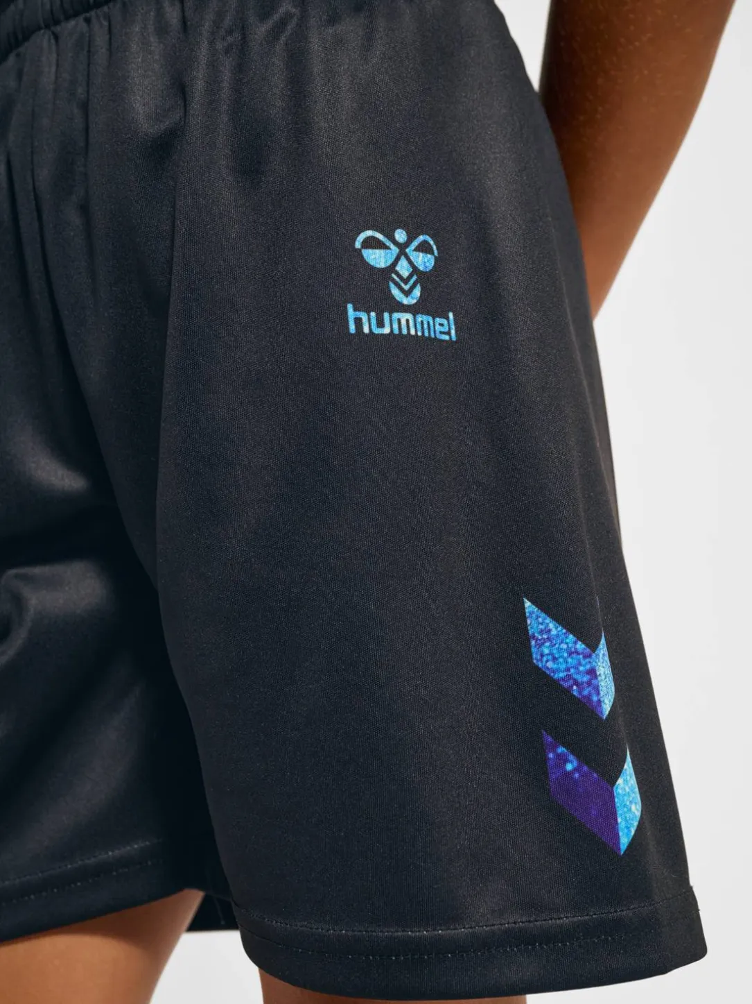 hmlSHIMMER SHORTS