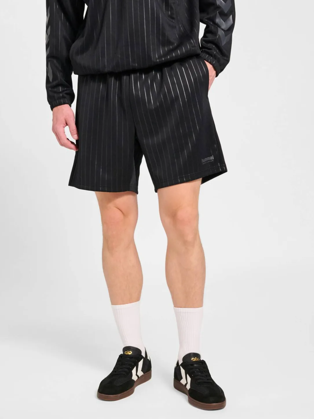 hmlSTRIPE SHORTS