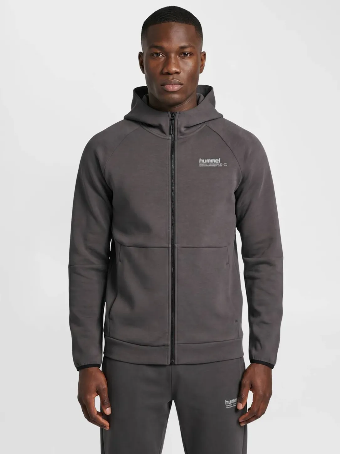 hmlTECH FLEECE REGULAR ZIP HOODIE