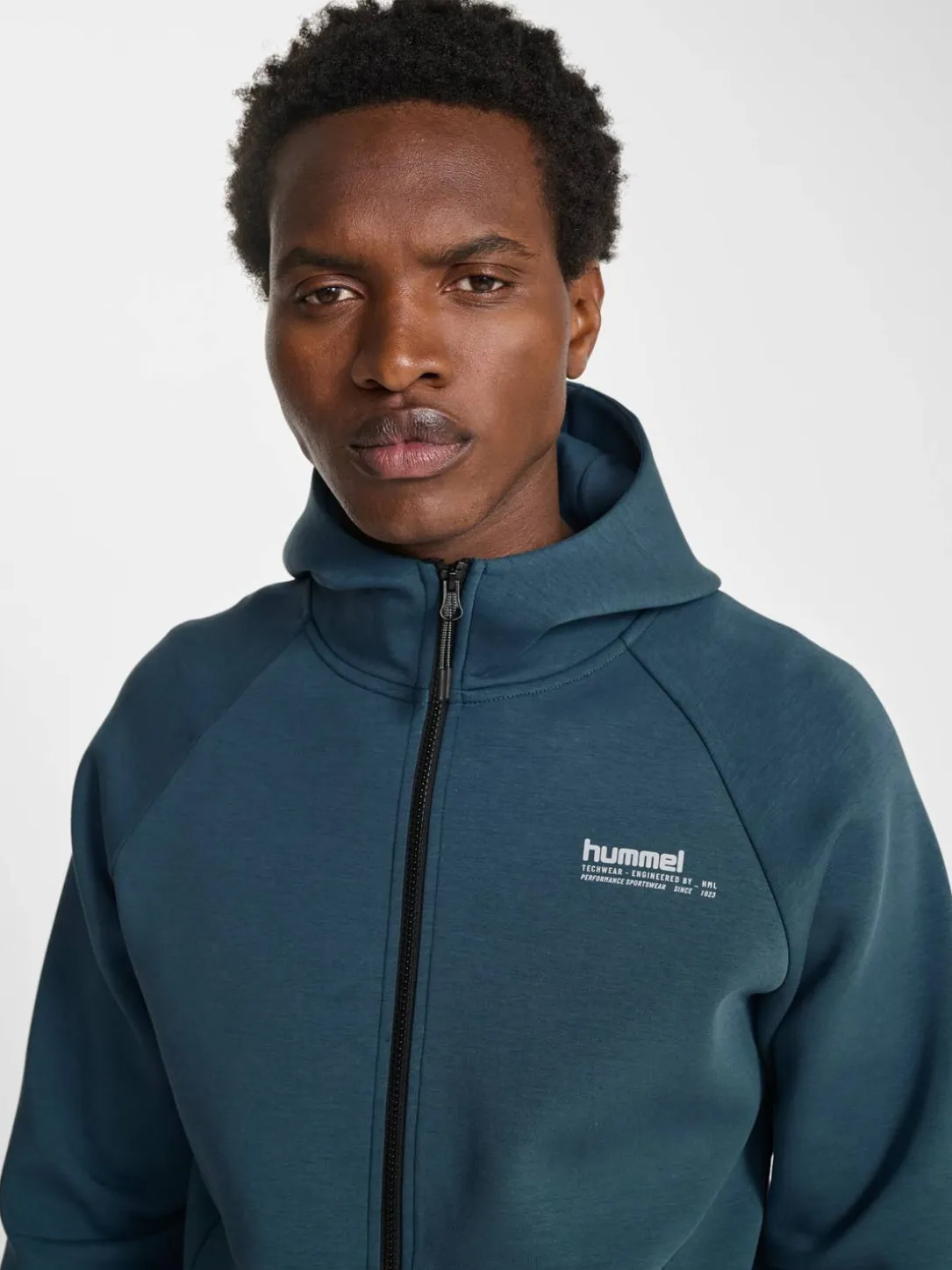 hmlTECH FLEECE REGULAR ZIP HOODIE