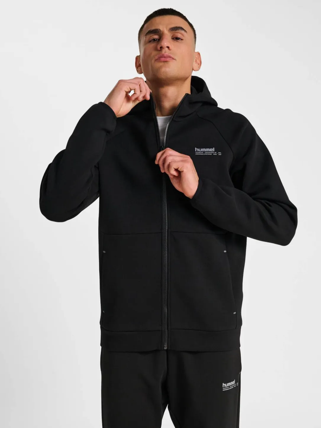 hmlTECH FLEECE REGULAR ZIP HOODIE
