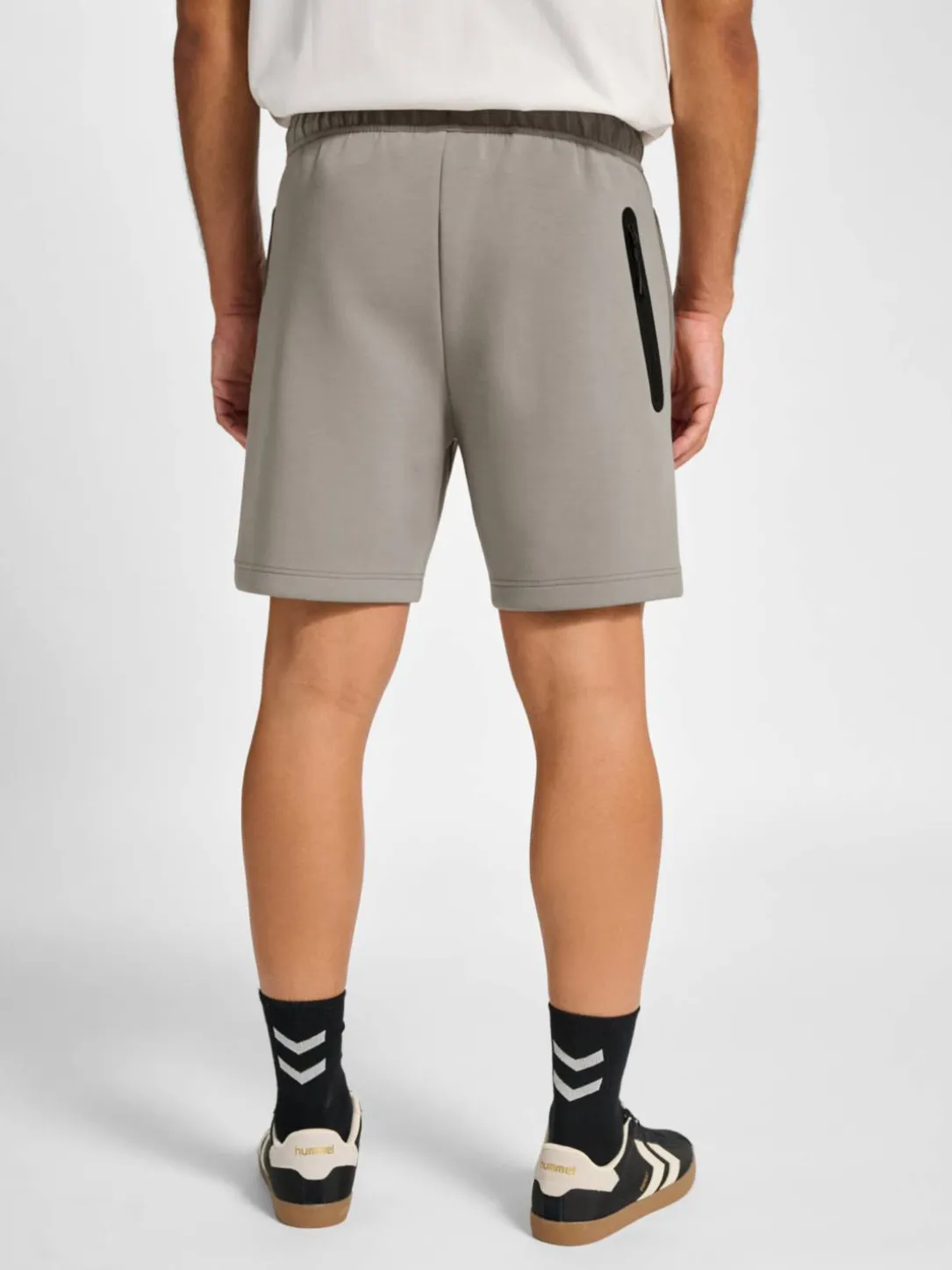 hmlTECH FLEECE SHORTS