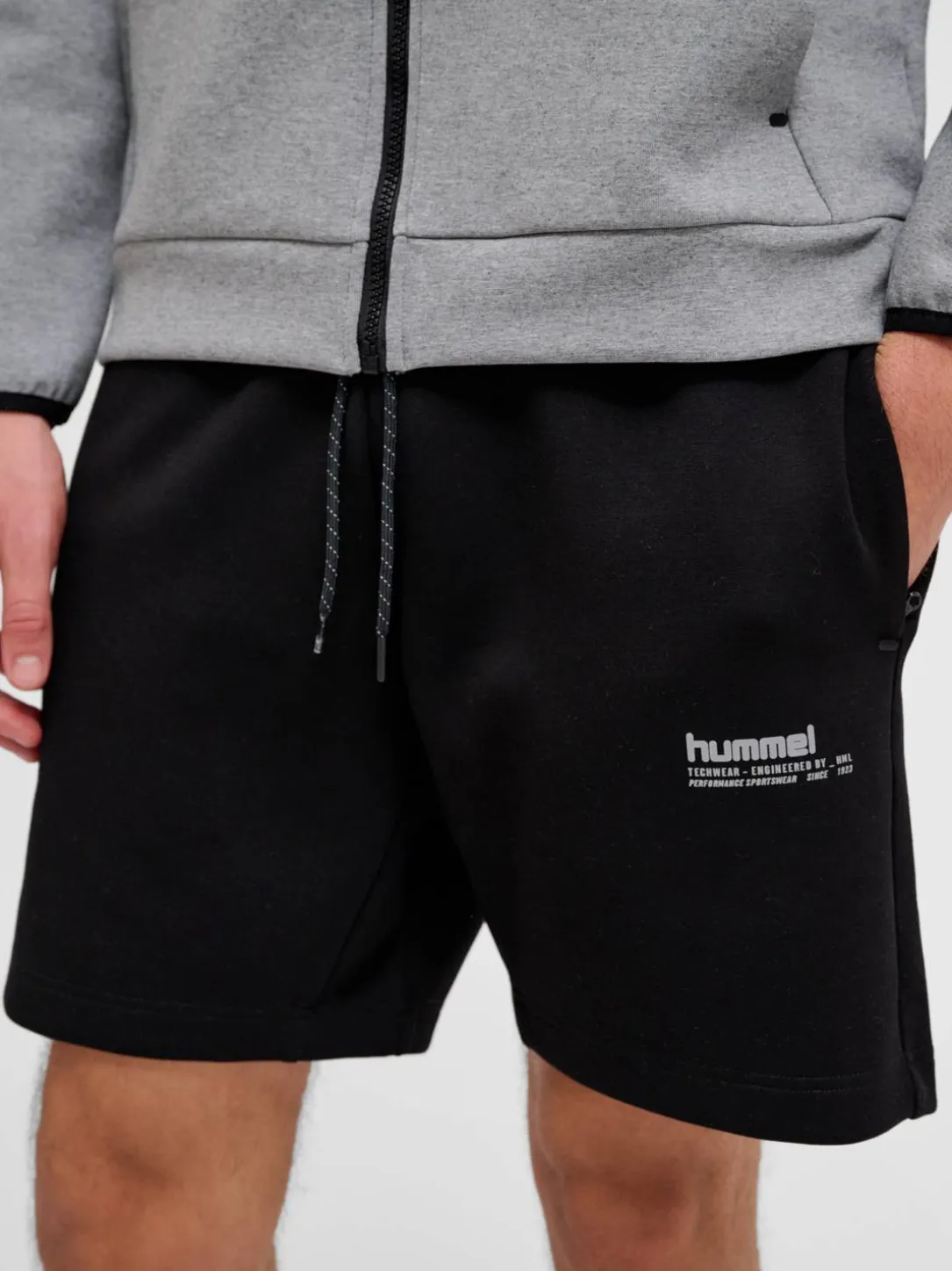 hmlTECH FLEECE SHORTS