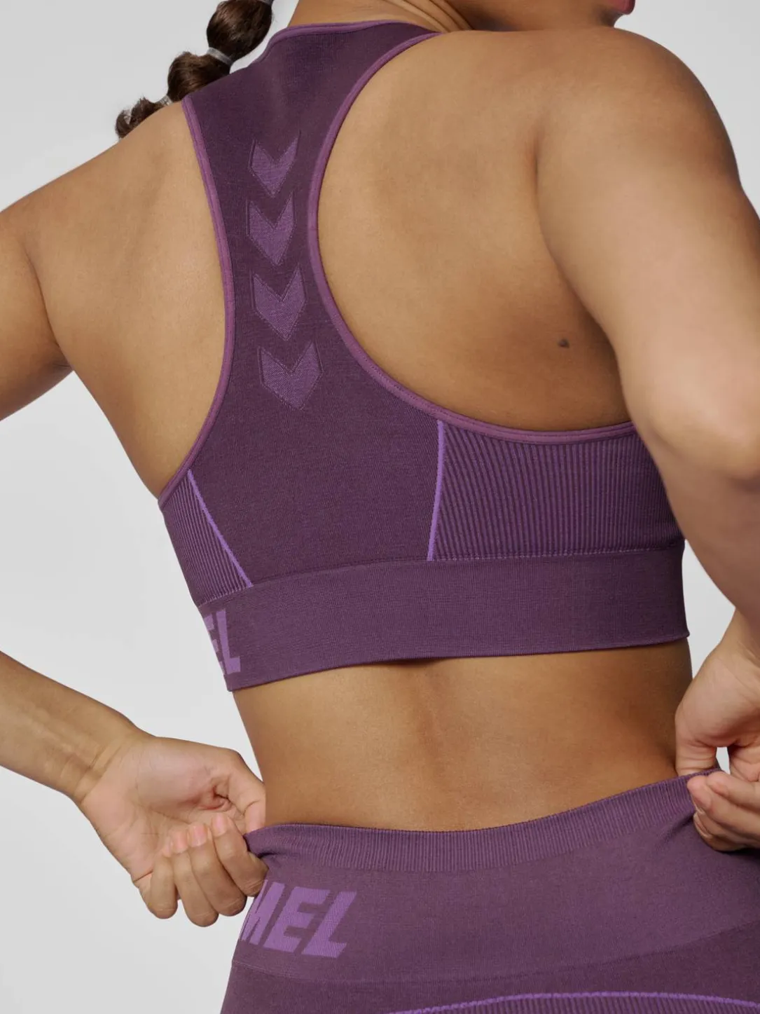 hmlTE CHRISTEL SEAMLESS SPORTS TOP