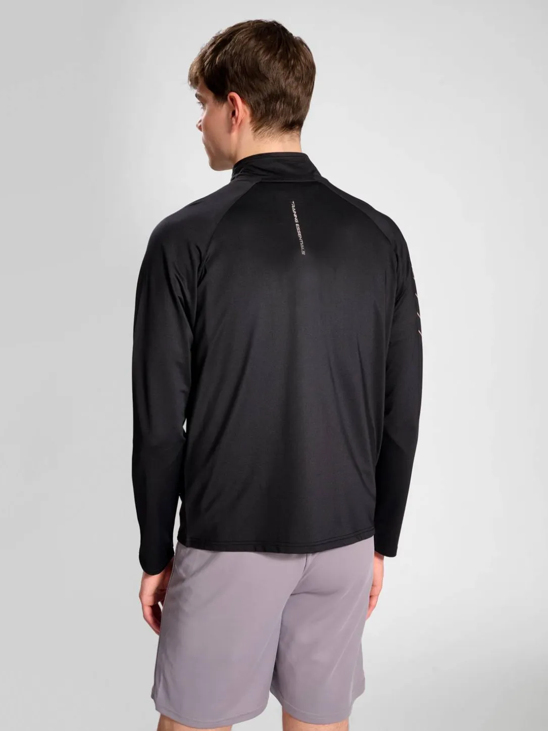 hmlTE STRENGTH TRAINING TRACK TOP