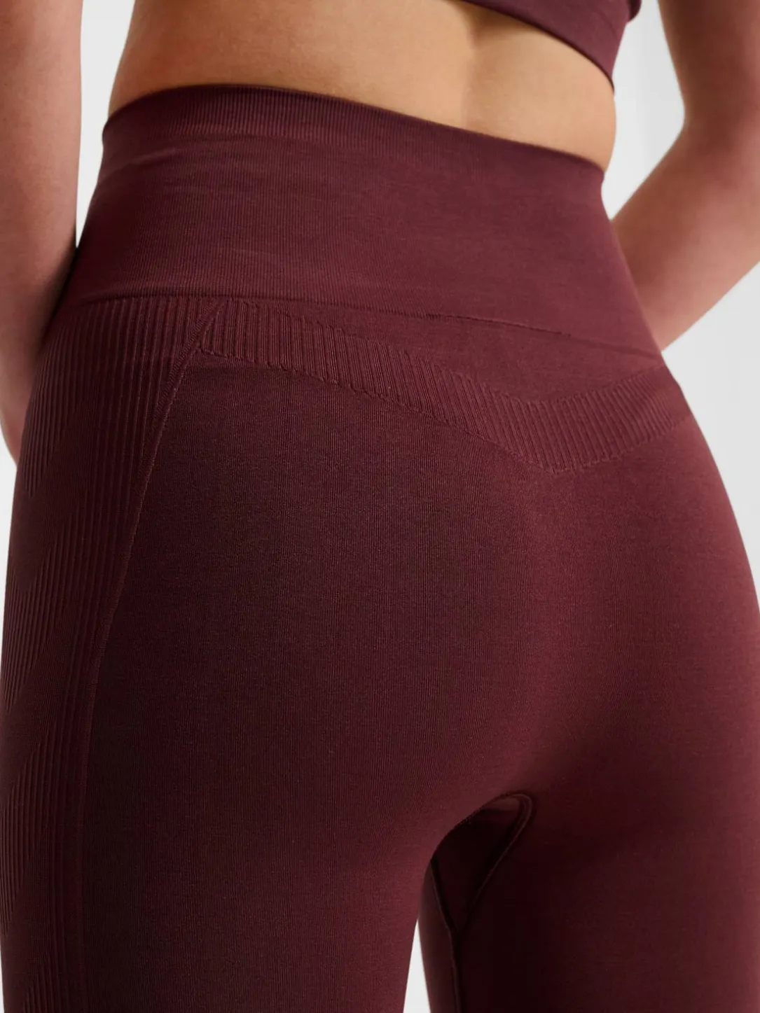 hmlTIF SEAMLESS CYLING SHORTS