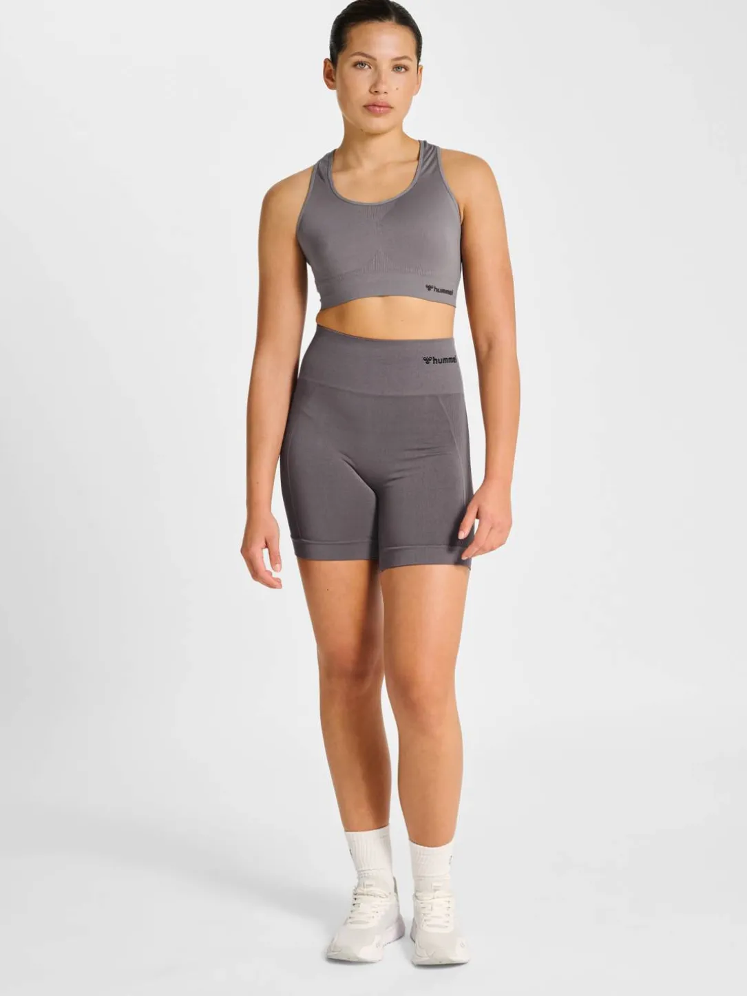 hmlTIF SEAMLESS SHORTS