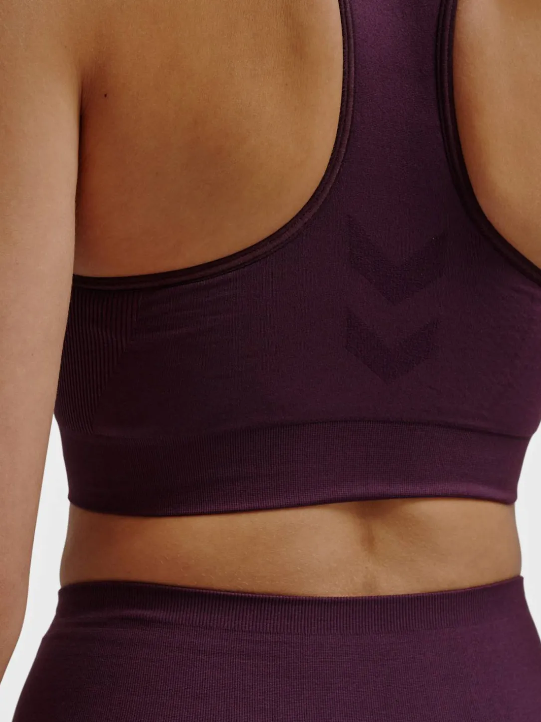 hmlTIF SEAMLESS SPORTS TOP